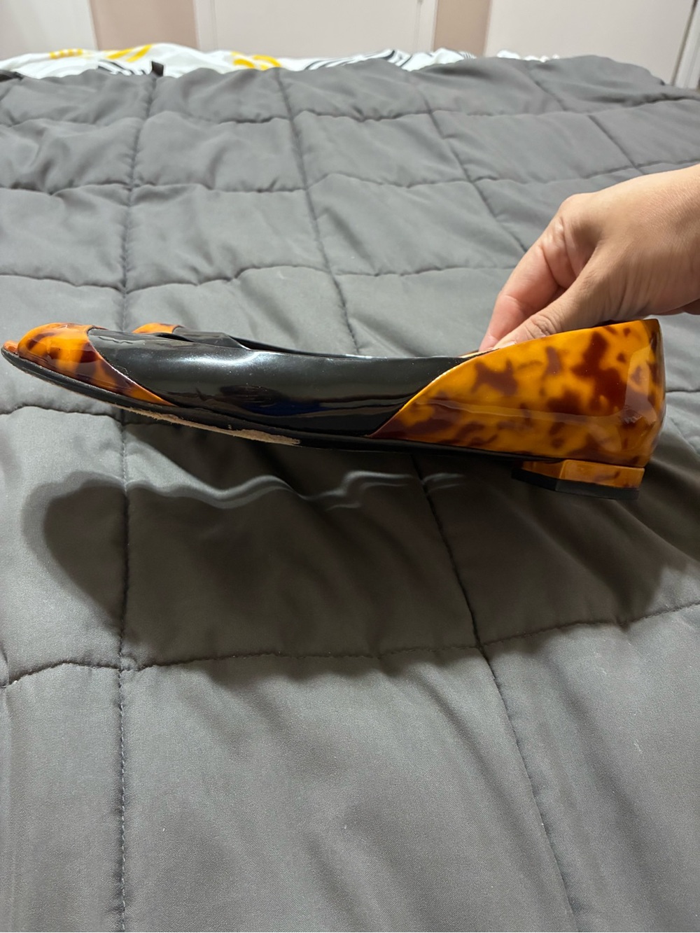 Gucci Black Patent and Tortoiseshell Peep-Toe Flats - Picture 9 of 12
